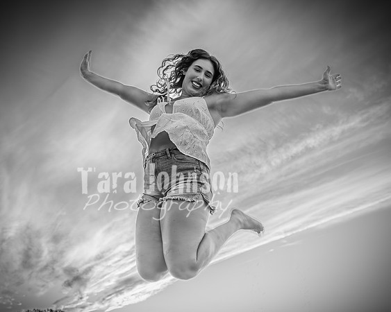 Mia DeRose @ Cedar Island - BW - TJP (85 of 100)