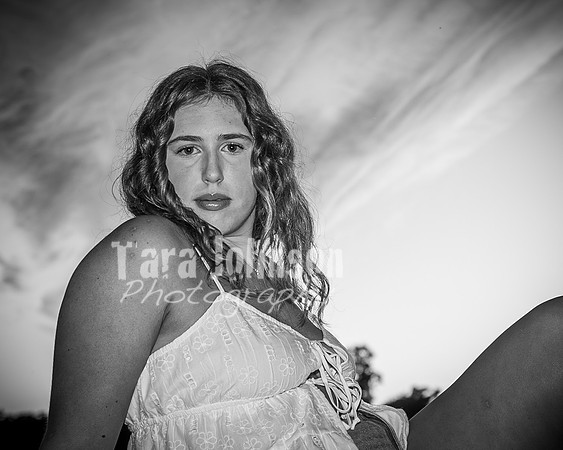Mia DeRose @ Cedar Island - BW - TJP (95 of 100)