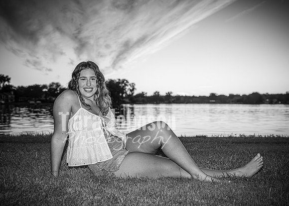 Mia DeRose @ Cedar Island - BW - TJP (94 of 100)