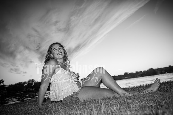 Mia DeRose @ Cedar Island - BW - TJP (96 of 100)