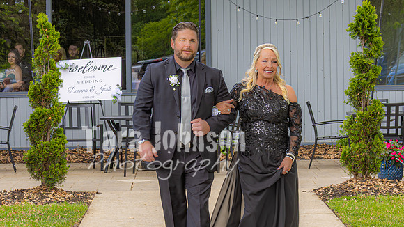 Josh & Deanna Klann Wedding - Allison Richards (4 of 40)