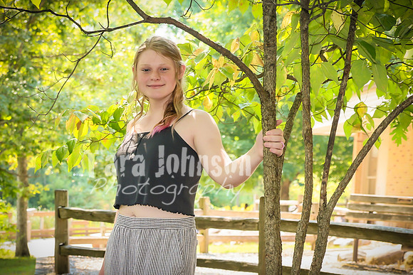 Emma Feather - Color - TJP (7 of 54)
