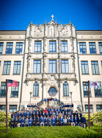 26 U of D Jesuit - Senior Class Photo - Full - Iggy - TJP