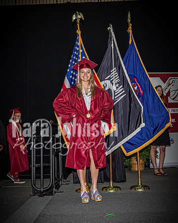 22 MHS Grad - Angle #2 Flags - TJP (292 of 297)