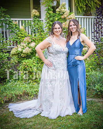 August & Sara - The Bridal Party & Family - TJP (2 of 39)