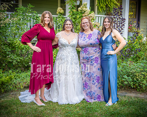 August & Sara - The Bridal Party & Family - TJP (7 of 39)