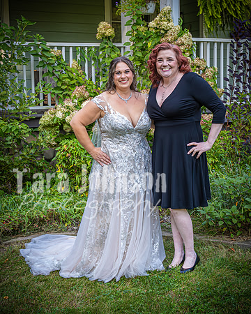 August & Sara - The Bridal Party & Family - TJP (11 of 39)