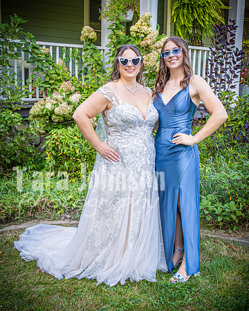 August & Sara - The Bridal Party & Family - TJP (18 of 39)