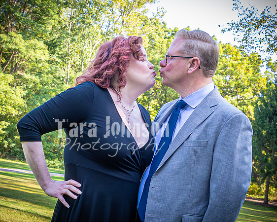 August & Sara - The Bridal Party & Family - TJP (23 of 39)