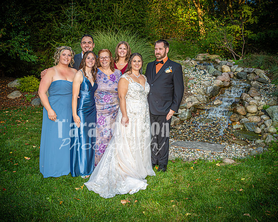 August & Sara - The Bridal Party & Family - TJP (33 of 39)