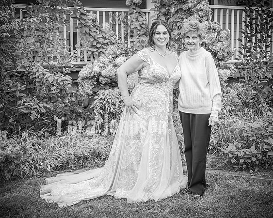 August & Sara - The Complete Collection - BW - TJP (116 of 633)