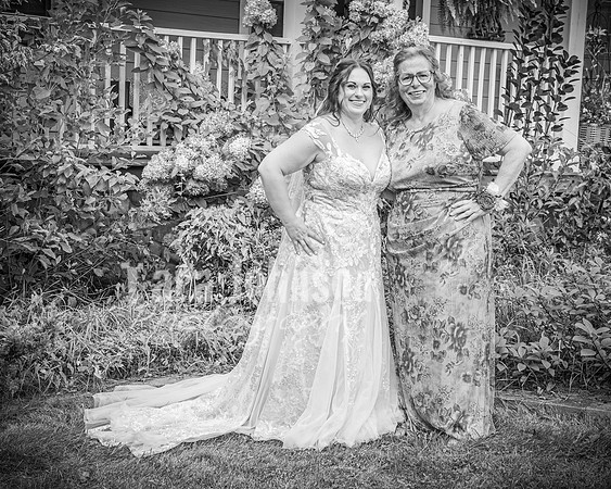 August & Sara - The Complete Collection - BW - TJP (117 of 633)