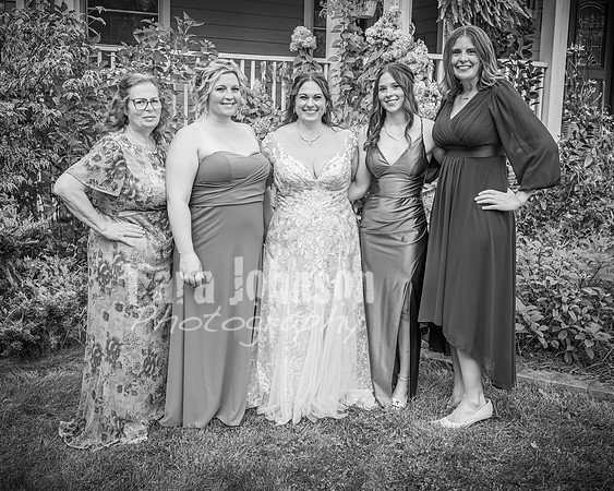 August & Sara - The Complete Collection - BW - TJP (128 of 633)