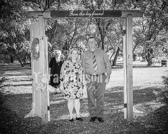 August & Sara - The Complete Collection - BW - TJP (210 of 633)