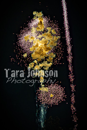 2025 LHS Community Fireworks - TJP (1 of 76)