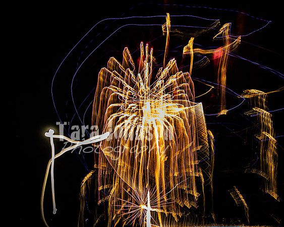 2025 LHS Community Fireworks - TJP (8 of 76)