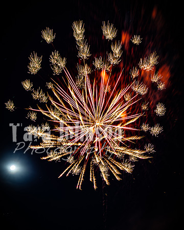 2025 LHS Community Fireworks - TJP (13 of 76)