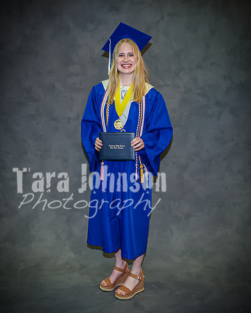22 LHS Grad - Angle #5 Studio - TJP (3 of 584)