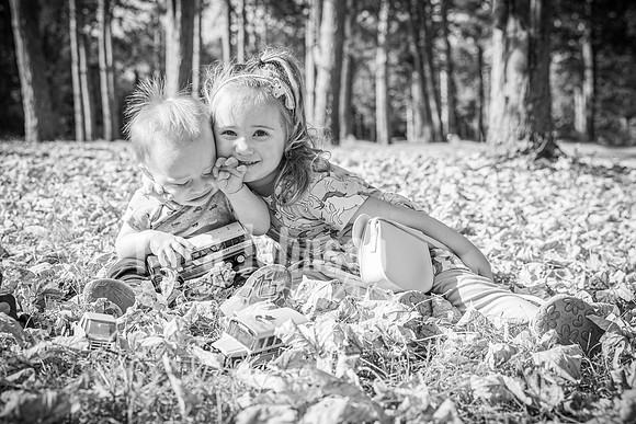2025 Briggs Family @ Dodge Park #5 - BW - TJP (30 of 85)