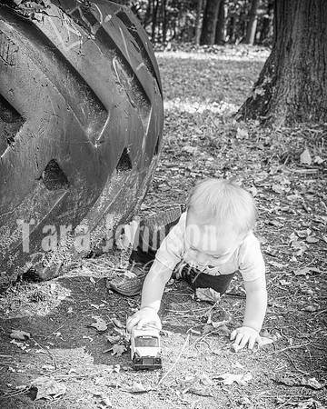 2025 Briggs Family @ Dodge Park #5 - BW - TJP (69 of 85)