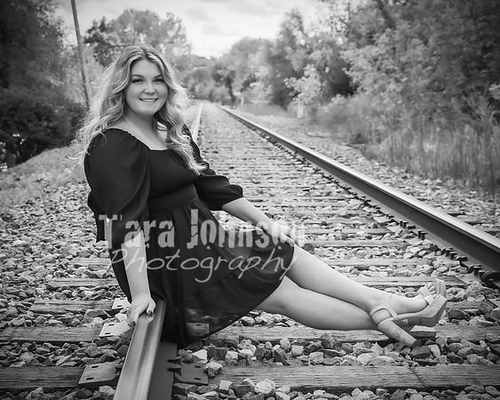 Megan Loy - BW - TJP (7 of 68)