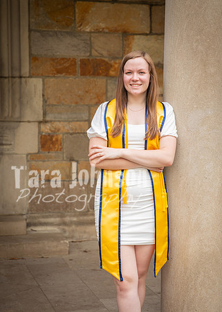 24 U of M Grad Photos - Audrey-117
