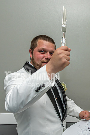 J. & D. Klann - Cutting of the Cake - TJP (18 of 24)