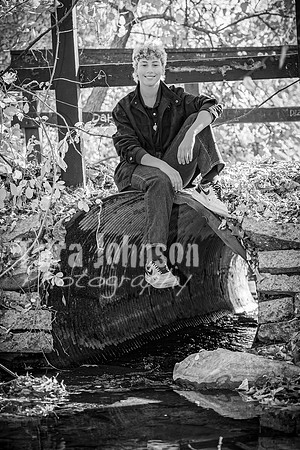 Will Seylor @ Central Park in Milford - BW - TJP (28 of 45)