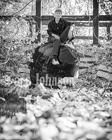 Will Seylor @ Central Park in Milford - BW - TJP (30 of 45)