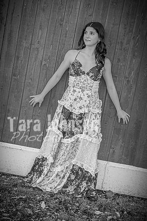 Marah Ariss @ Byer's Homestead & Dodge Park #5 - BW - TJP (9 of 58)