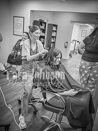Eric & Elyse - Wedding Prep - BW (submitted) (12 of 17)