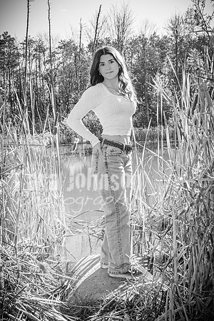 Marah Ariss @ Byer's Homestead & Dodge Park #5 - BW - TJP (40 of 58)