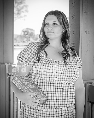 Hannah Thompson - BW - TJP (9 of 50)