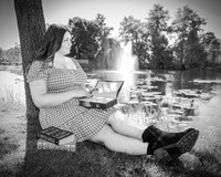 Hannah Thompson - BW - TJP (15 of 50)