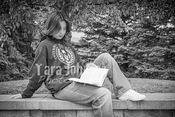 Zayaka Flores @ IA-LHS & Indian Springs - BW - TJP (26 of 93)