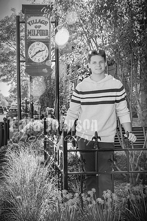 Evan Thompson - BW - TJP (43 of 50)