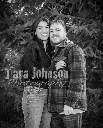 Garrett & MJ Engagement @ Willow Way - BW - TJP (43 of 74)