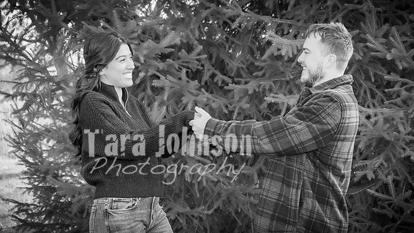 Garrett & MJ Engagement @ Willow Way - BW - TJP (42 of 74)