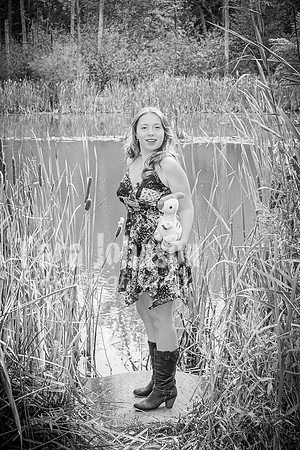 Sydney Moore @ Mill Race, Byers Homestead & Dodge Park #5 - BW - TJP (73 of 96)