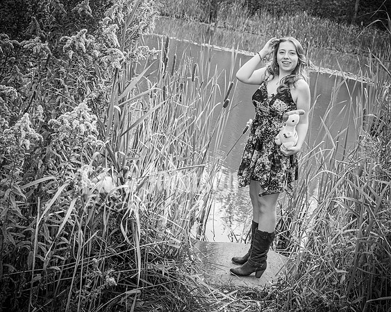 Sydney Moore @ Mill Race, Byers Homestead & Dodge Park #5 - BW - TJP (74 of 96)