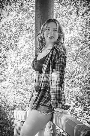 Sydney Moore @ Mill Race, Byers Homestead & Dodge Park #5 - BW - TJP (6 of 96)