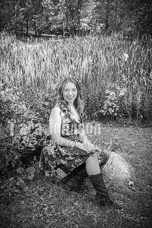 Sydney Moore @ Mill Race, Byers Homestead & Dodge Park #5 - BW - TJP (95 of 96)