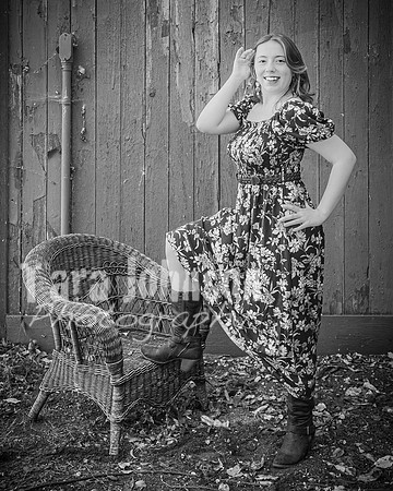 Sydney Moore @ Mill Race, Byers Homestead & Dodge Park #5 - BW - TJP (40 of 96)