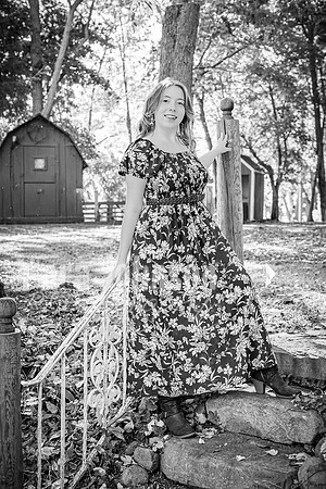 Sydney Moore @ Mill Race, Byers Homestead & Dodge Park #5 - BW - TJP (41 of 96)