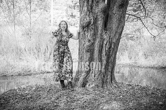 Sydney Moore @ Mill Race, Byers Homestead & Dodge Park #5 - BW - TJP (50 of 96)