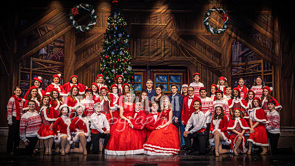 2022 MTC - White Xmas - Cast & Crew - TJP (4 of 6)