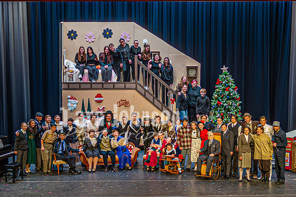 2025 LHS Theatre - IAWL - Cast & Crew - TJP (5 of 6)