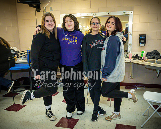 2022 MTC - White Xmas - Behind the Scenes (23 of 50)