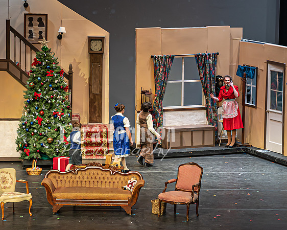 2025 LHS Theatre - IAWL - R3 (Soundbooth) - TJP (216 of 323)