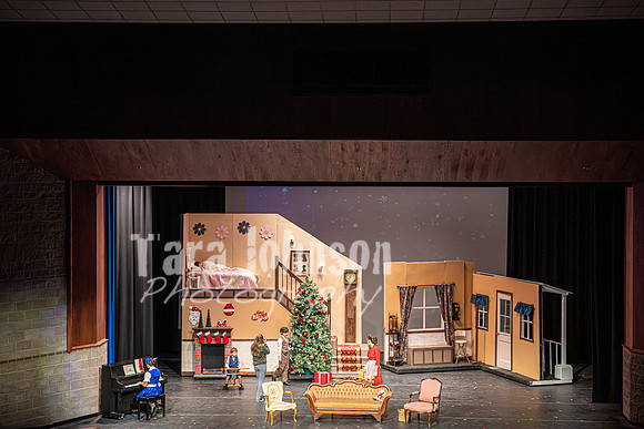 2025 LHS Theatre - IAWL - R3 (Soundbooth) - TJP (205 of 323)